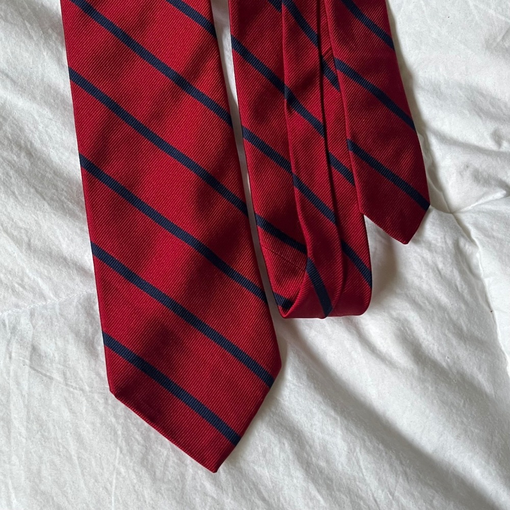 VTG Brooks Brothers Tie Mens One Size Red Navy Striped Makers Silk Preppy Ivy
